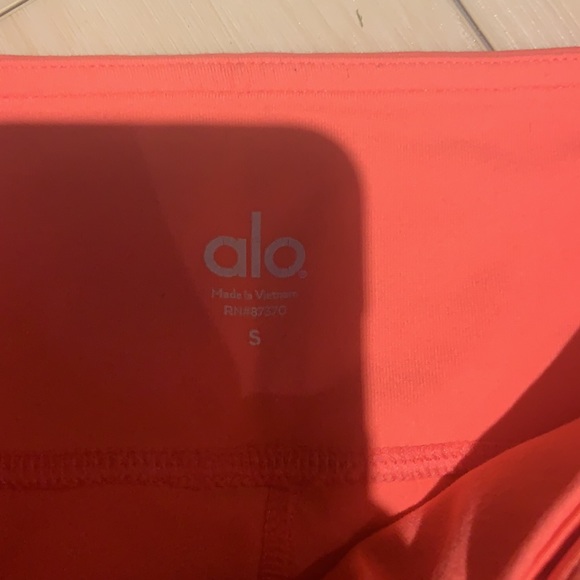 Alo Airbrush High-Waist Highlight Goddess Legging - Picture 3 of 6